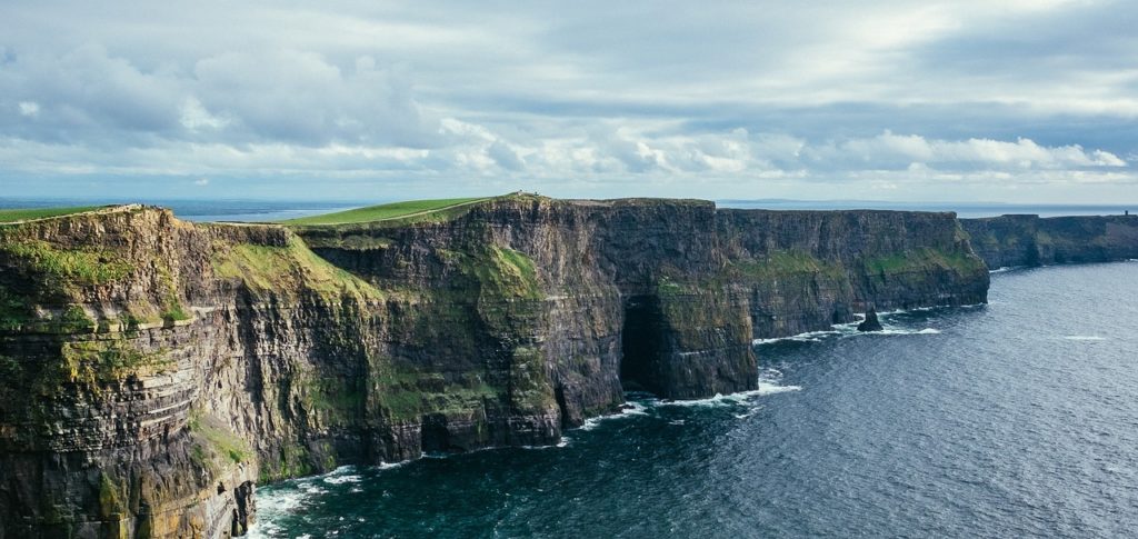 cliff of moher, ireland, cliffs-2371819.jpg